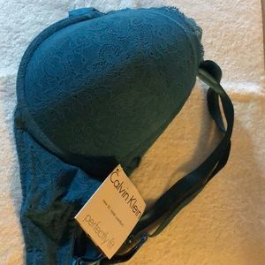 Calvin Klein Perfectly Fit bra